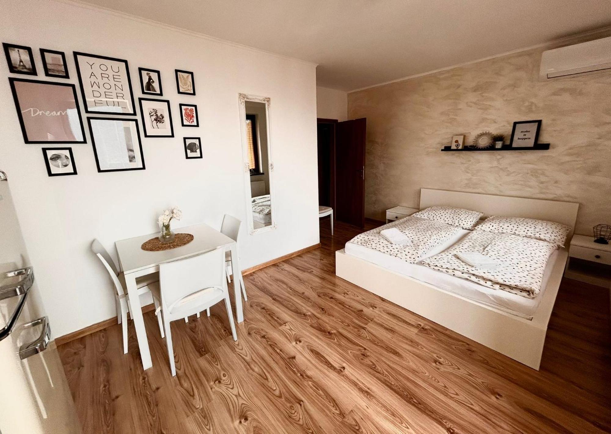 Apartmany Zeleny Dom Podhájska Buitenkant foto